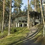 Aeijaelaen Rusti Paratiisisaari *
