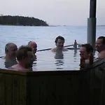 Aeijaelaen Rusti Paratiisisaari