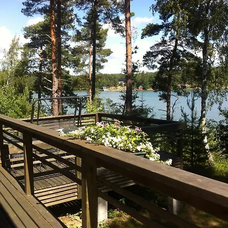 Holiday home Aeijaelaen Rusti Paratiisisaari Naantali