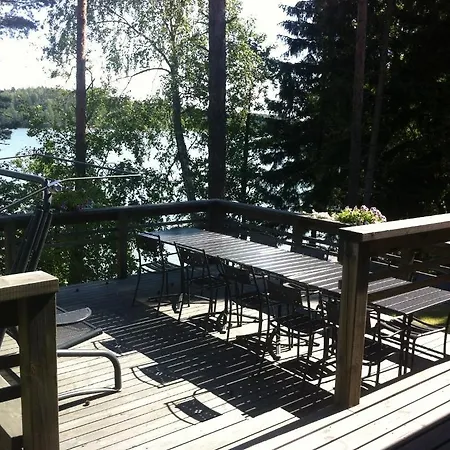 Aeijaelaen Rusti Paratiisisaari Holiday home Naantali