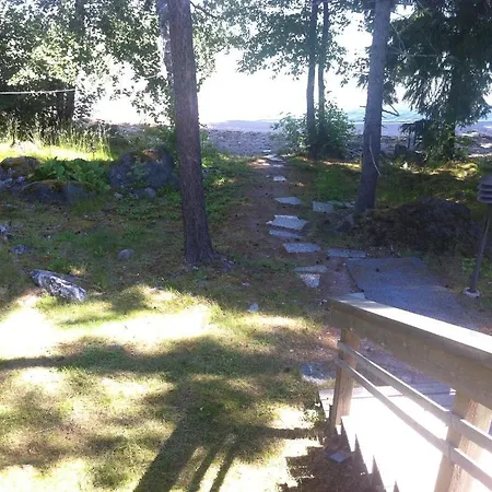 Aeijaelaen Rusti Paratiisisaari *