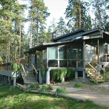 Aeijaelaen Rusti Paratiisisaari * Naantali