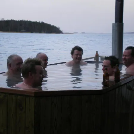 Aeijaelaen Rusti Paratiisisaari