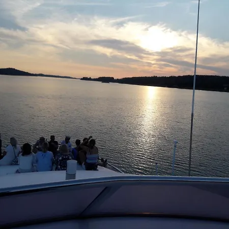 Aeijaelaen Rusti Paratiisisaari Сasa de vacaciones *