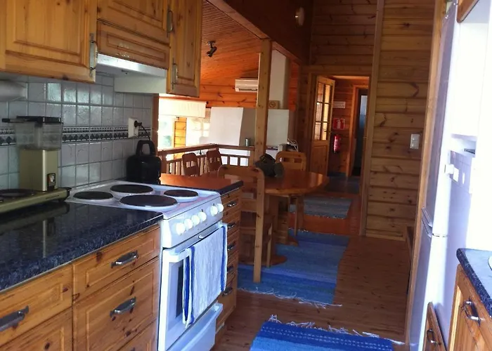 Aeijaelaen Rusti Paratiisisaari ナーンタリ