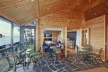 Aeijaelaen Rusti Paratiisisaari *